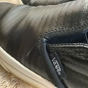 Black Van's Men's Size 6.5 Women's Size 8